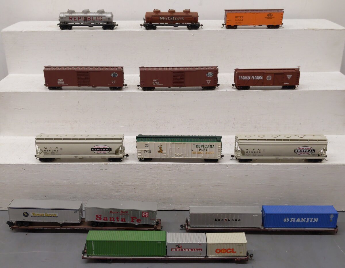 Accurail, AHM & Other HO Scale Freight Cars [12] VG