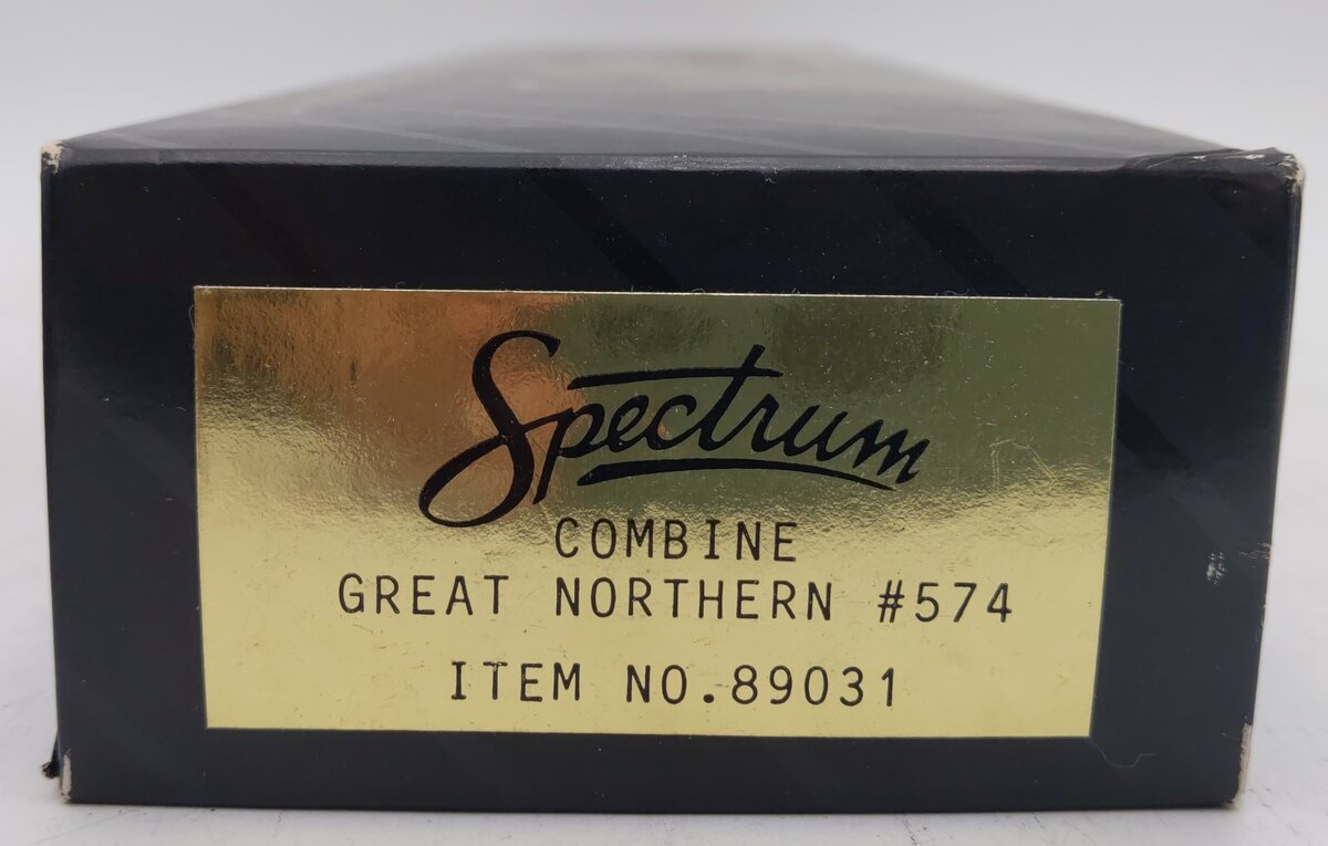 Spectrum 89031 HO Scale Great Northern Combine Passenger Car #574 EX/Box