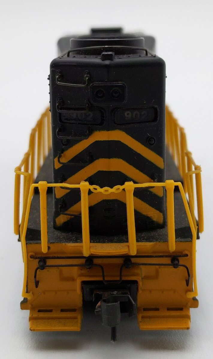 Spectrum 82016 HO Scale Nickel Plate Road GP-30 Diesel Locomotive #902 EX/Box