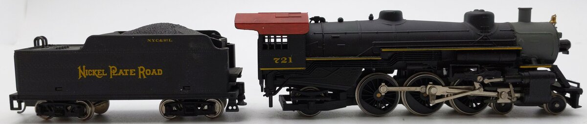 IHC M9717 HO Scale NPR 4-6-2 Pacific Steam Locomotive & Tender #721 EX/Box