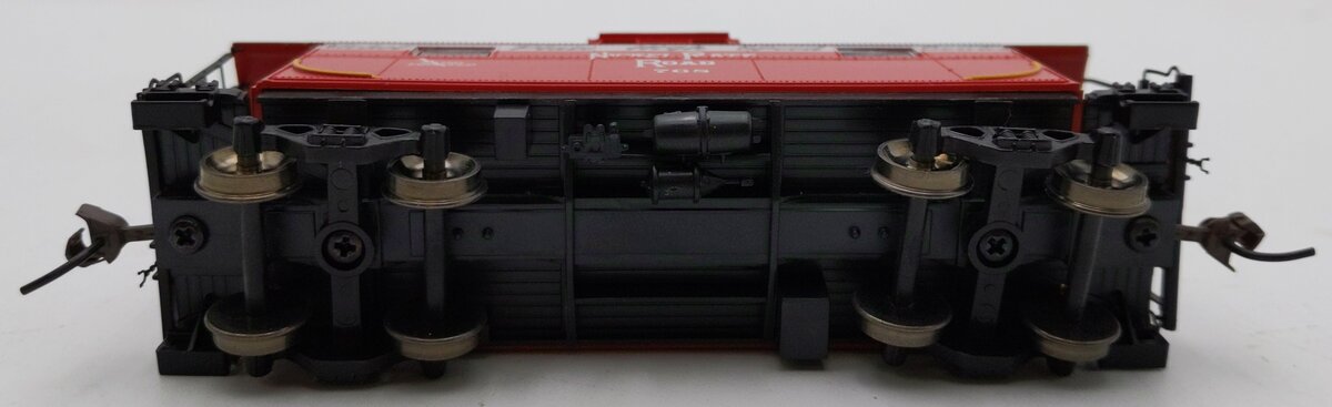 Athearn 74265 HO Scale Nickel Plate Road 2-Window Caboose #768 VG/Box