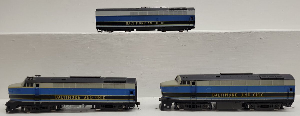 HO Scale Baltimore & Ohio ABA Locomotive Set VG