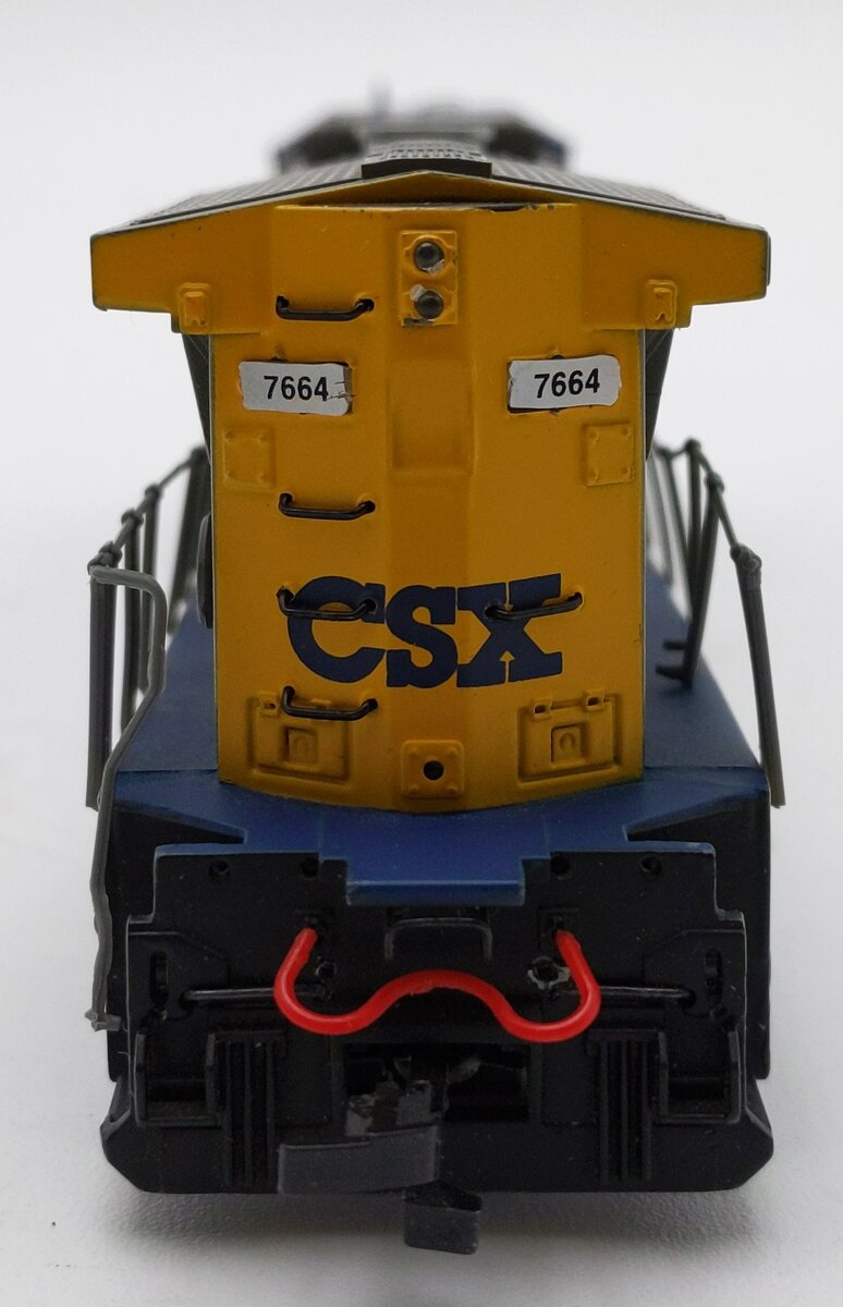 Bachmann 86012 HO Scale CSX GE Dash 8-40CW Diesel Locomotive #7664 EX/Box