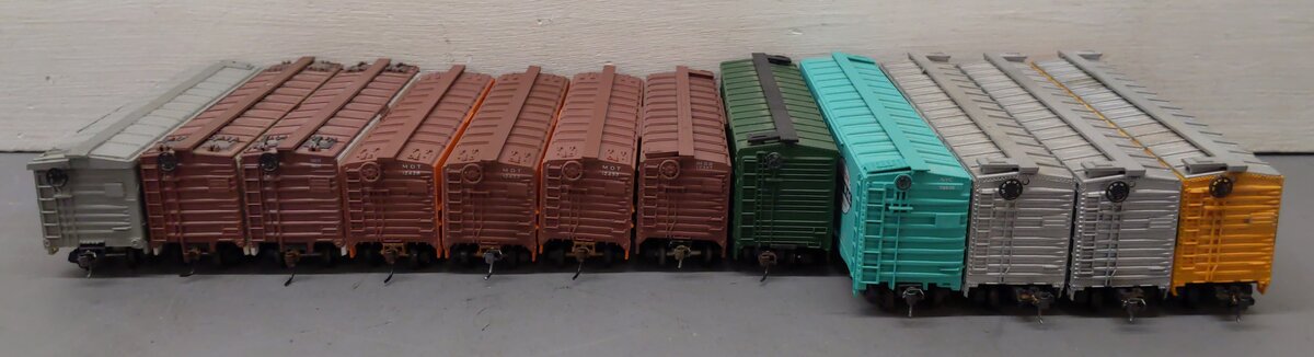 Accurail, Lima, Roco & Other HO Scale Freight Cars [12] EX