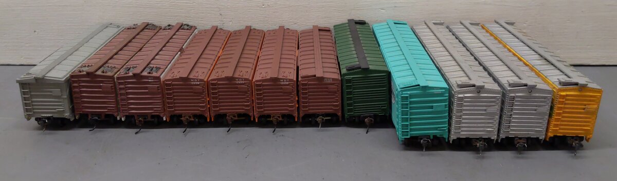 Accurail, Lima, Roco & Other HO Scale Freight Cars [12] EX