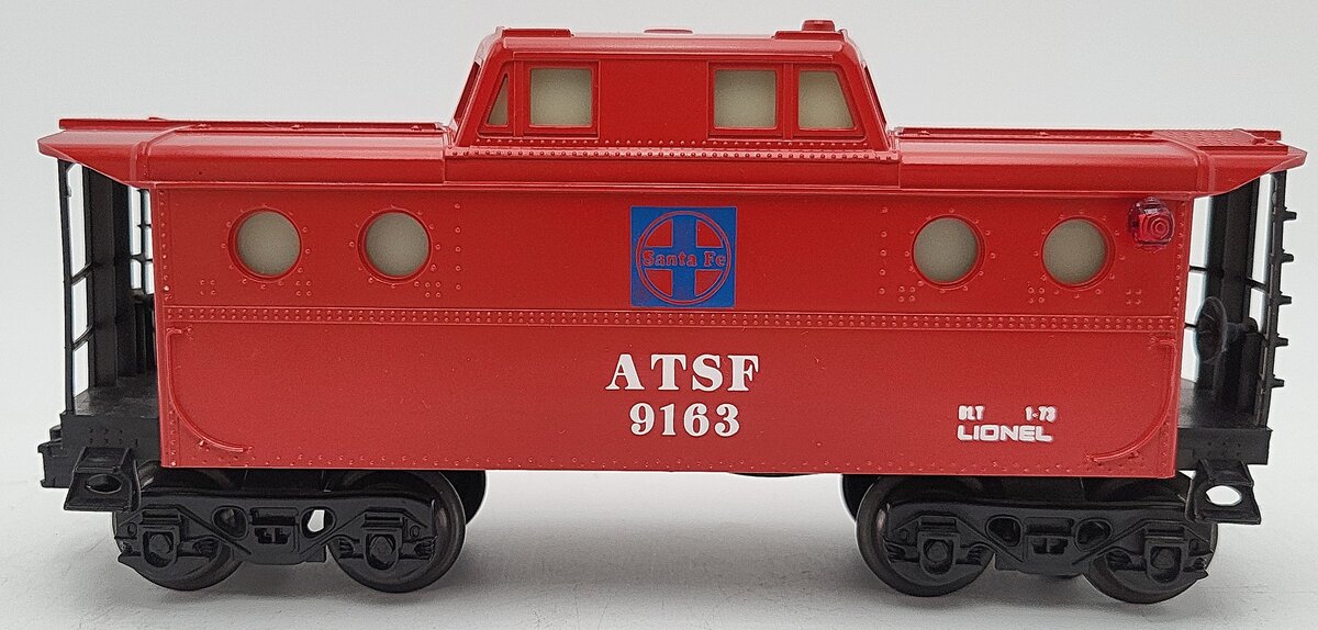 Lionel 6-9163 O Gauge AT&SF N5C Lighted Porthole Caboose EX