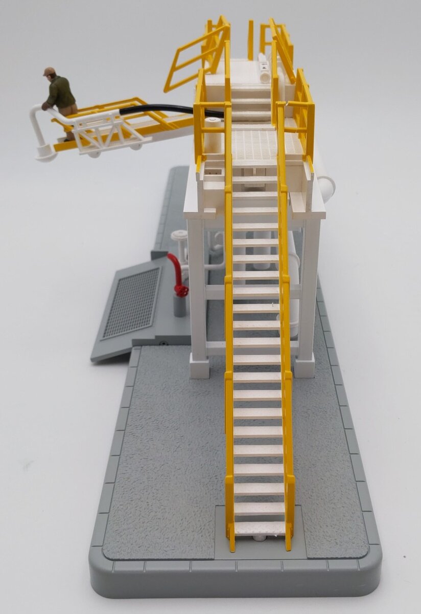 MTH 30-9117 O Gauge Columbia Oil Storage Station VG/Box