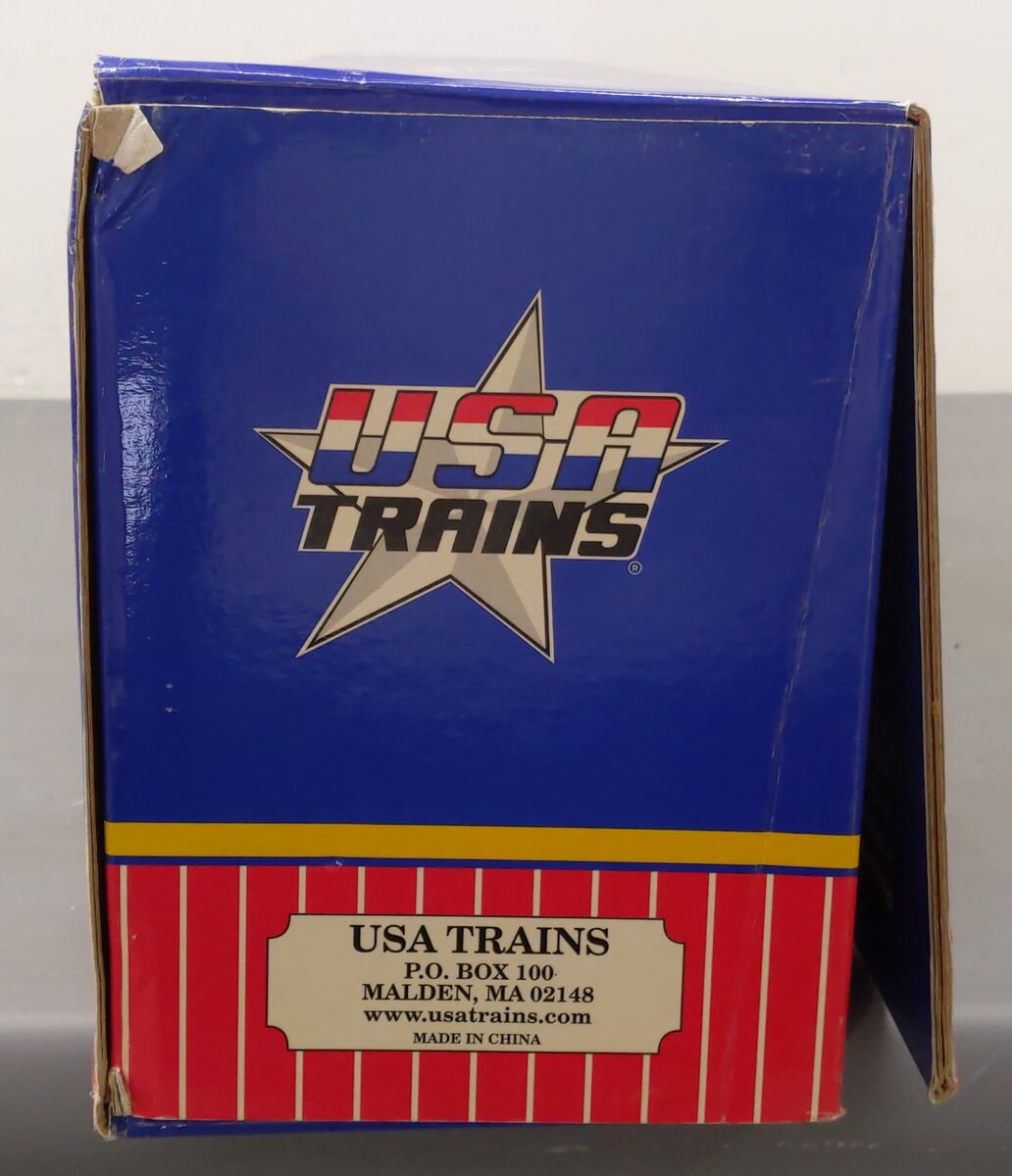 USA Trains R31095 Southern Pacific Daylight Sleeper 2 #9033/Box