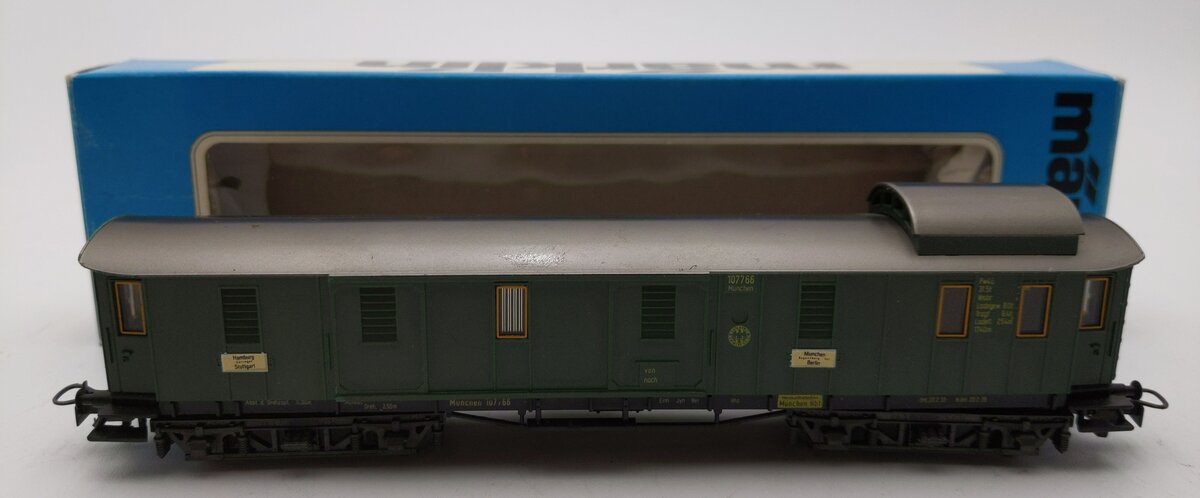 Marklin 4137 HO Scale Munchen Baggage Car #107766 LN/Box