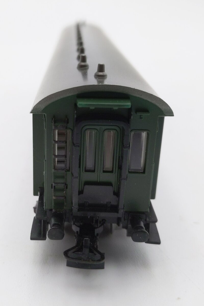 Marklin 4136 HO German Federal Railroad (DB) 3rd Class AB4ü Bay Car #17944 LN/Box