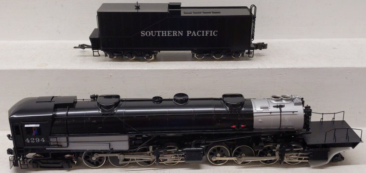 Williams 7002 BRASS Southern Pacific 4-8-8-2 Cab Forward Steam Locomotive #4294 EX/Box
