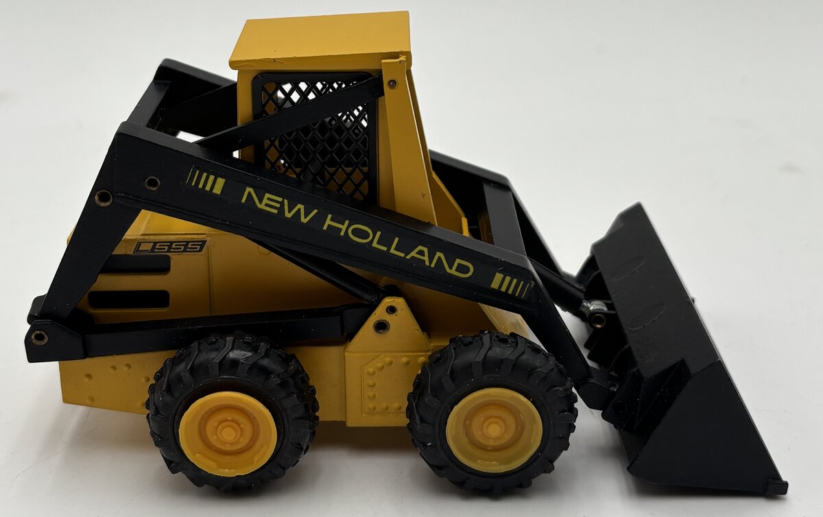 NZG 276 1:25 Scale Diecasr New Holland L-555 Super Boom Loader LN/Box