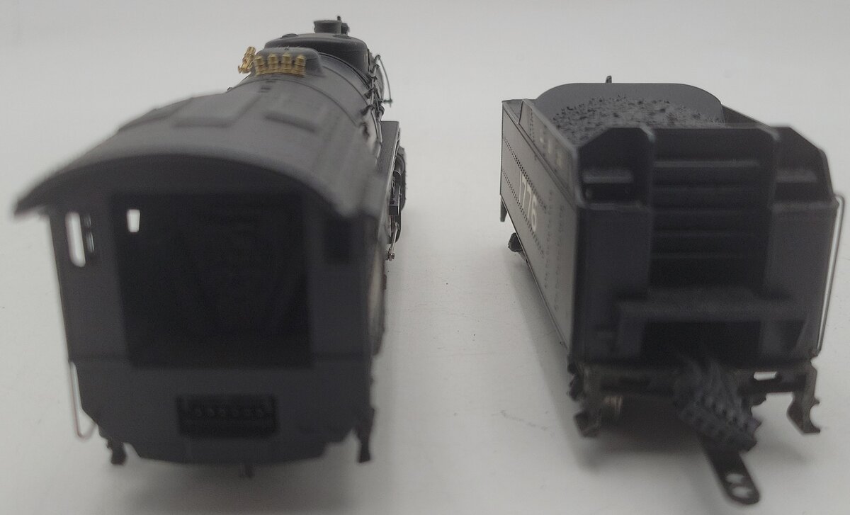 Broadway Limited 211 HO Scale L&N J-4 2-8-2 Steam Locomotive & Tender #1776 EX