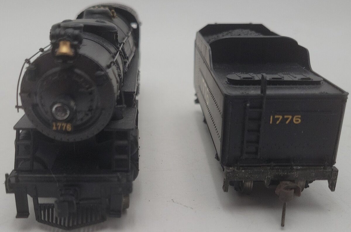 Broadway Limited 211 HO Scale L&N J-4 2-8-2 Steam Locomotive & Tender #1776 EX