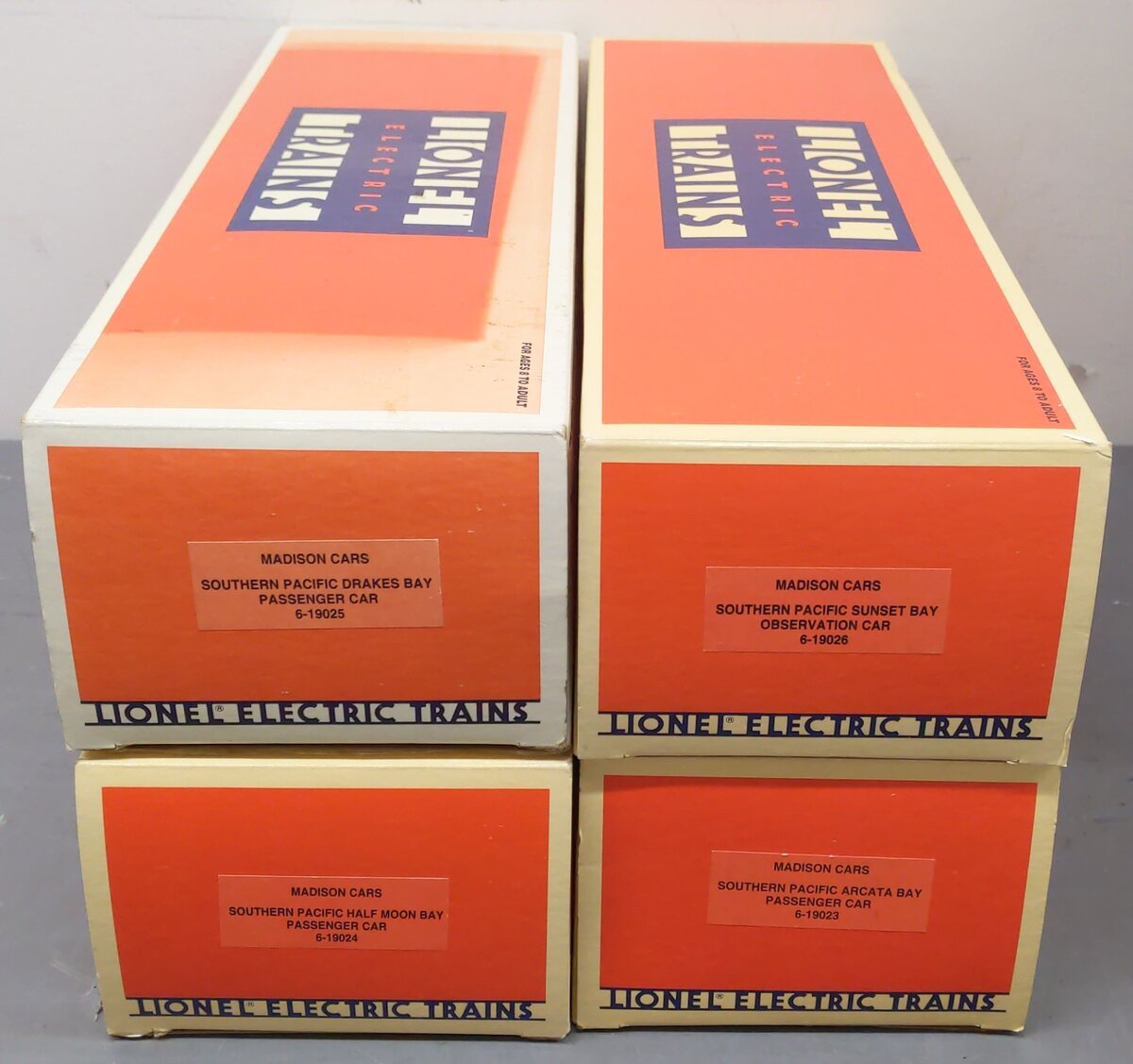 Lionel O Gauge Southern Pacific Daylight 4 Car Passenger Set EX/Box