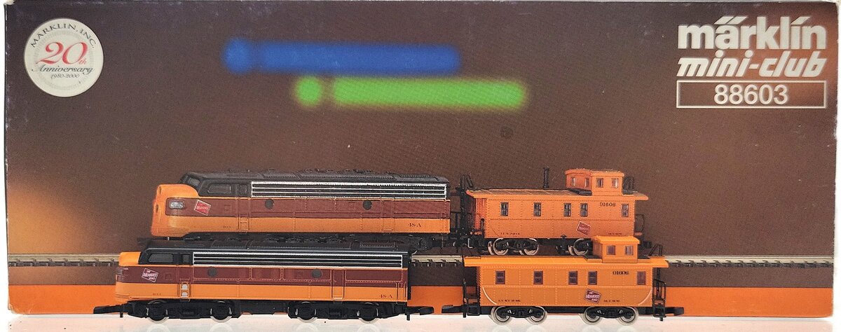 Marklin 88603 Z Scale Milwaukee Road Diesel Locomotive and Caboose LN/Box