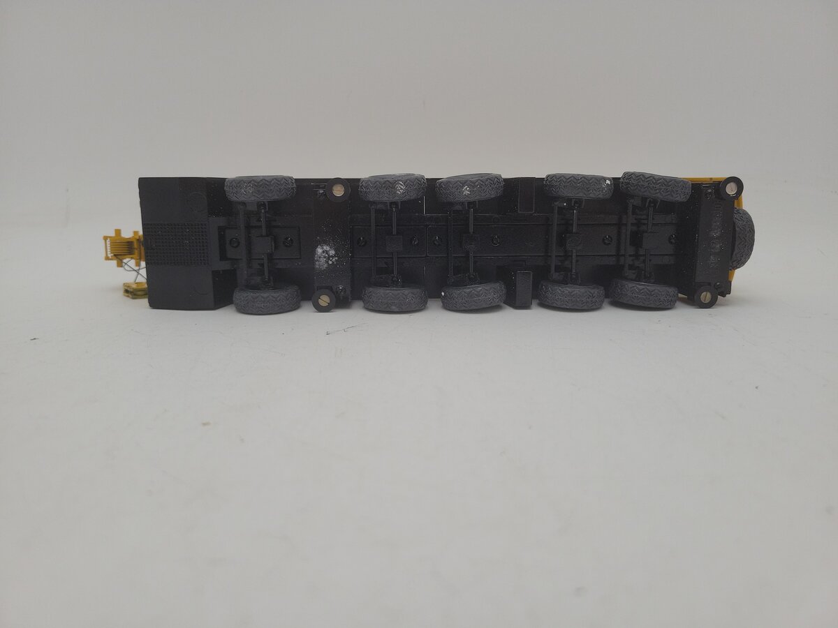 Acme 0153 Yellow Krupp Telescopic All-Terrain Crane Die Cast Model VG