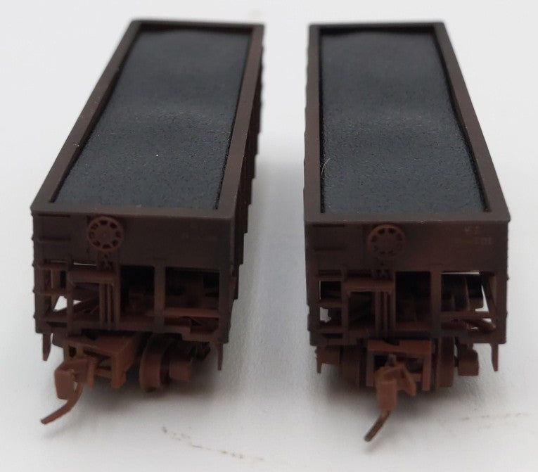 Micro-Trains 53444021 Z Scale Southern Pacific Weathered Hopper #460698/460701 LN/Box