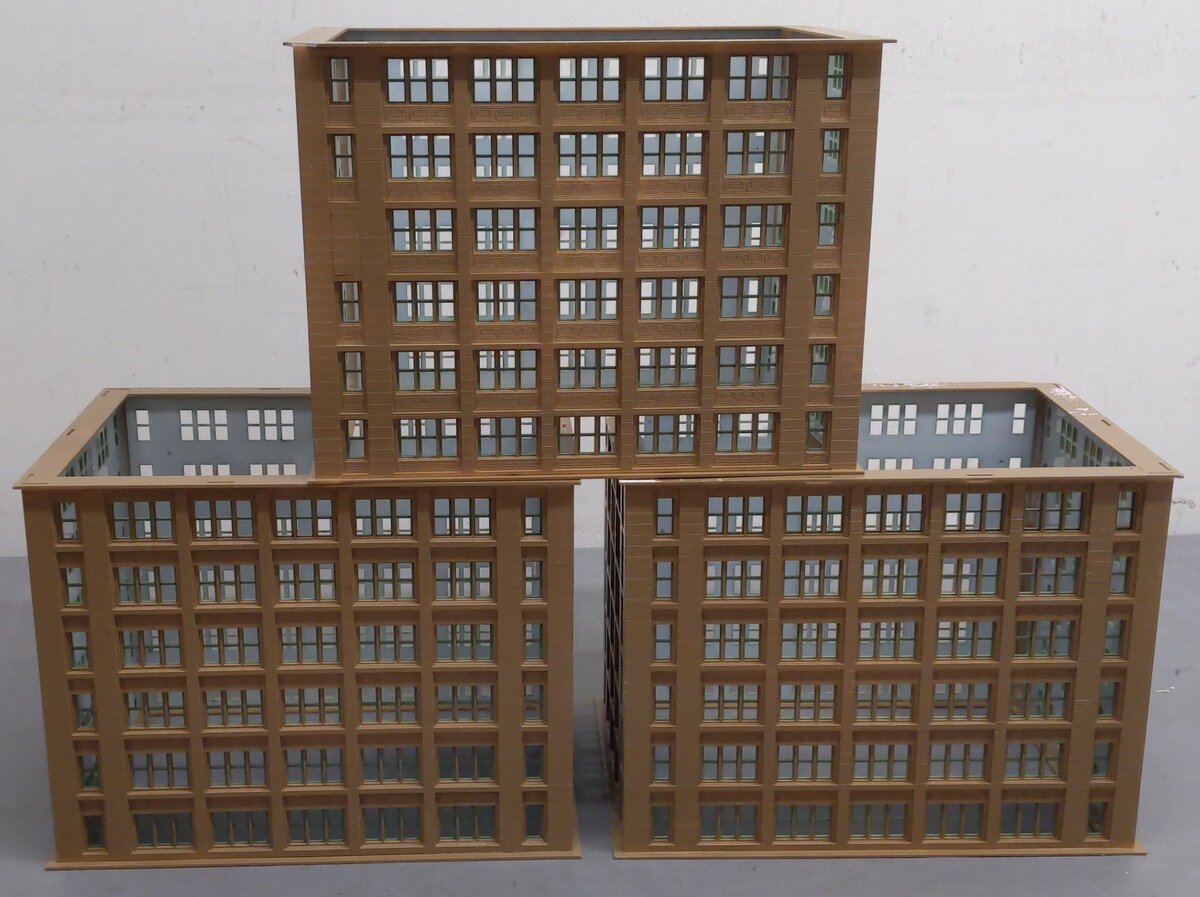 HO Scale Assorted Layout Buildings VG