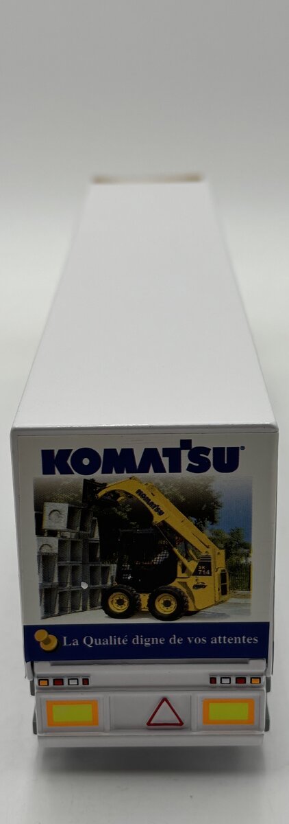 Joal 373 1:50 Scale DieCast Renault Magnum Truck with Komatsu Trailer LN/Box