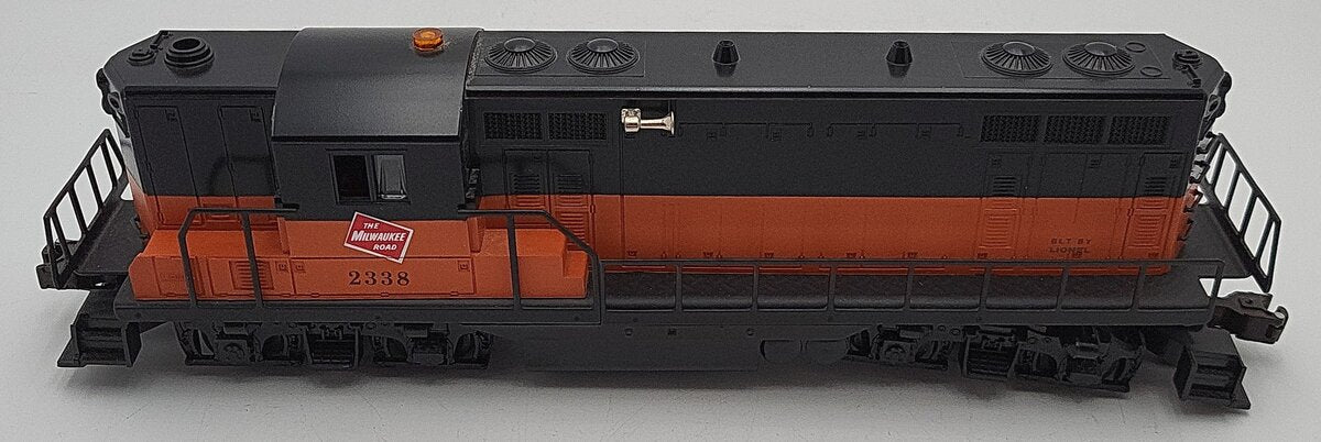 Lionel 6-18565 O Gauge Milwaukee Road GP-9 Diesel Locomotive w/TMCC #2338 VG
