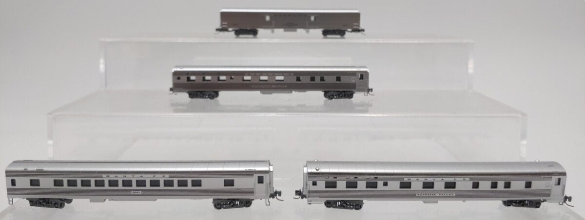 Micro-Trains 99401150 Z Scale Atchison Topeka & Santa Fe Passenger Set#3071/3918 LN/Box