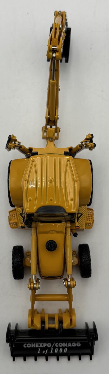 First Gear 50-0193 1:50 Scale Komatsu WB140 Backhoe Loader Diecast LN/Box