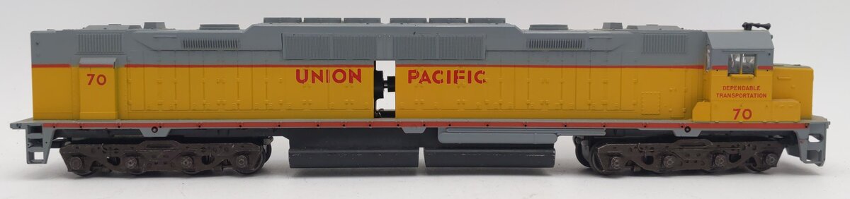 Athearn 70 HO Scale Union Pacific EMD-DD40 Two-Motor Diesel Locomotive #70 EX