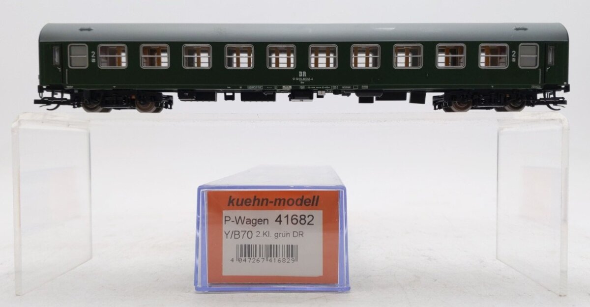 Kuehn-Modell 41682 HO DR Type Y/B 70 2nd Class Coach Passenger #515020-80242-4 LN/Box