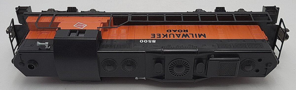 Lionel 6-18500 O Gauge Milwaukee Road GP9 Diesel Locomotive #8500 EX/Box