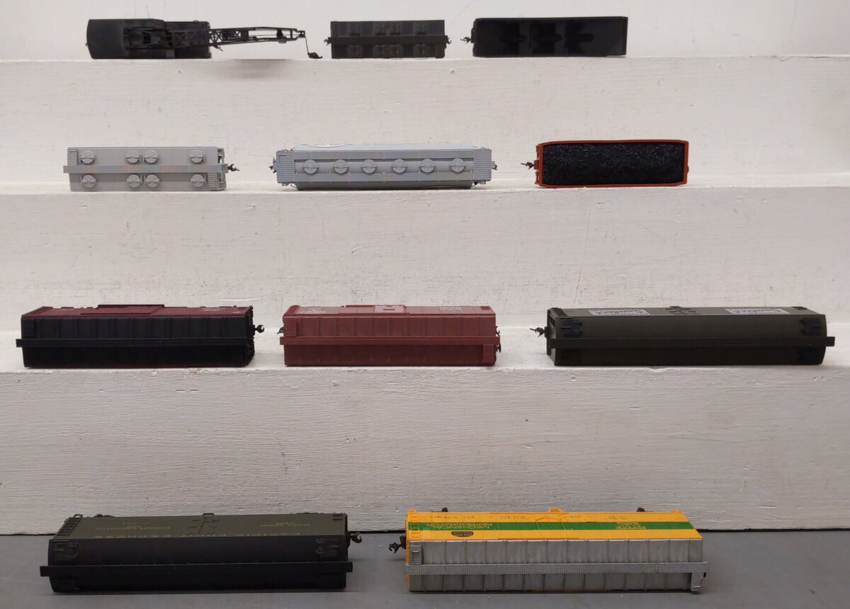 AHM, Atlas & Other HO Scale Freight Cars [11] EX