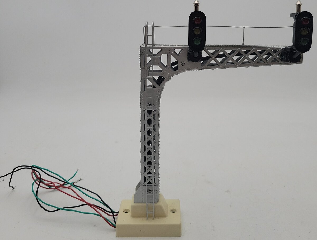 MTH 30-11009 O Scale RailKing Cantilevered Signal Bridge EX/Box