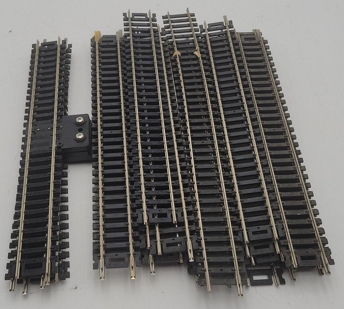 Atlas HO Scale Assorted Straight Track Sections [24] EX