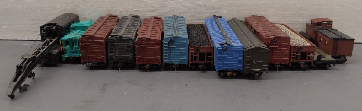 AHM, Atlas, Varney & Other HO Scale Freight Cars [13] VG