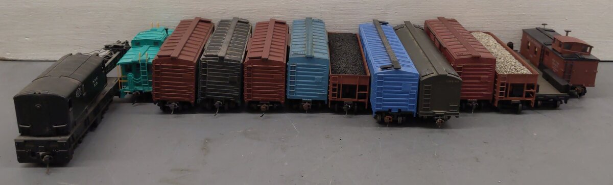 AHM, Atlas, Varney & Other HO Scale Freight Cars [13] VG
