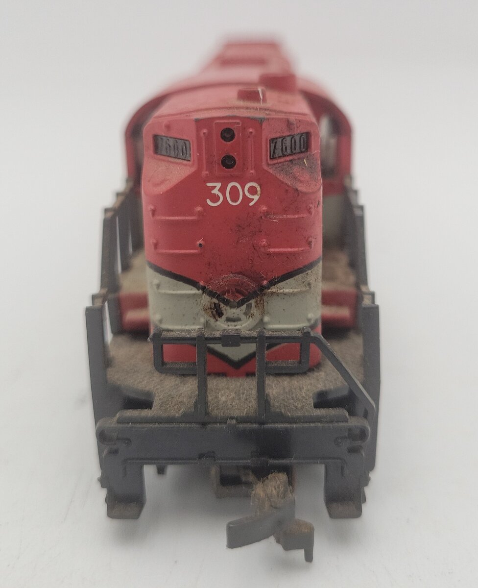 Life Like HO Scale Green Bay Route (GBW) Vintage RS-11 Diesel Locomotive #309 VG