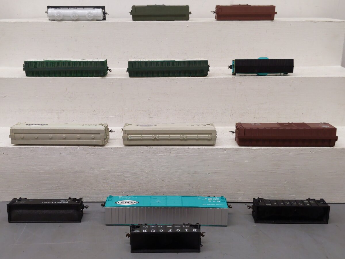 Bachmann, Bowser & Other HO Scale Freight Cars [13] VG