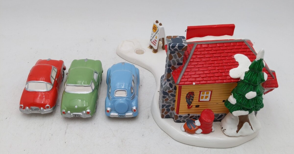 Dept 56 5428-3 Village Used Car Lot EX/Box