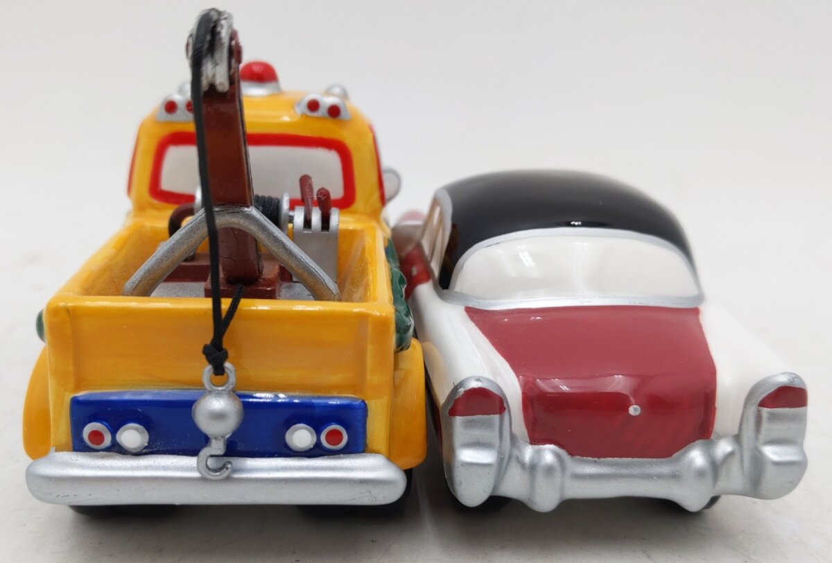 Dept 56 54895 Terry's Towing EX/Box