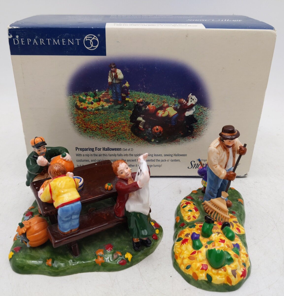 Department 56 56.54982 Preparing For Halloween (Set of 2) EX/Box