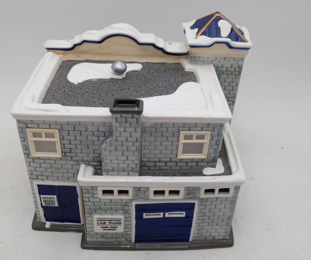 Dept 56 54941 Uptown Motors Ford LN/Box