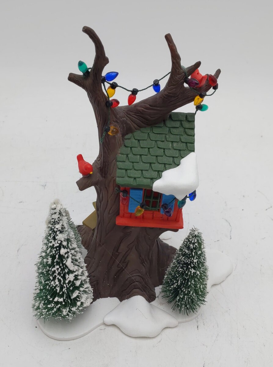 Dept 56 5168-3 Snow Village "Kid's Tree House" Hand Painted Ceramic Accessory EX/Box