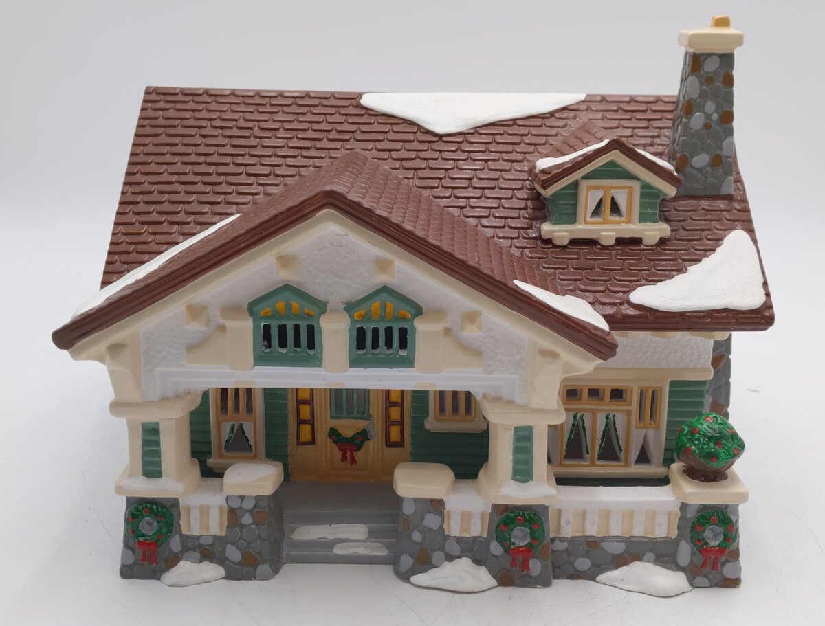 Dept 56 5437-2 Snow Village "Craftsman Cottage" Hand Painted Ceramic Building EX/Box