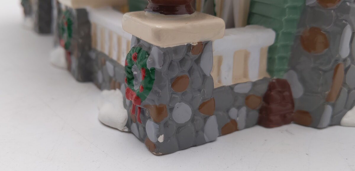 Dept 56 5437-2 Snow Village 