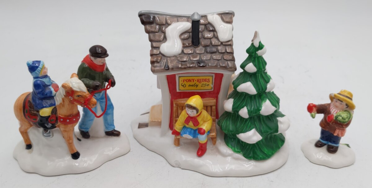 Dept 56 54534 Snow Village "Pint-Size Pony Rides" Ceramic Accessories (Set of 3) EX/Box