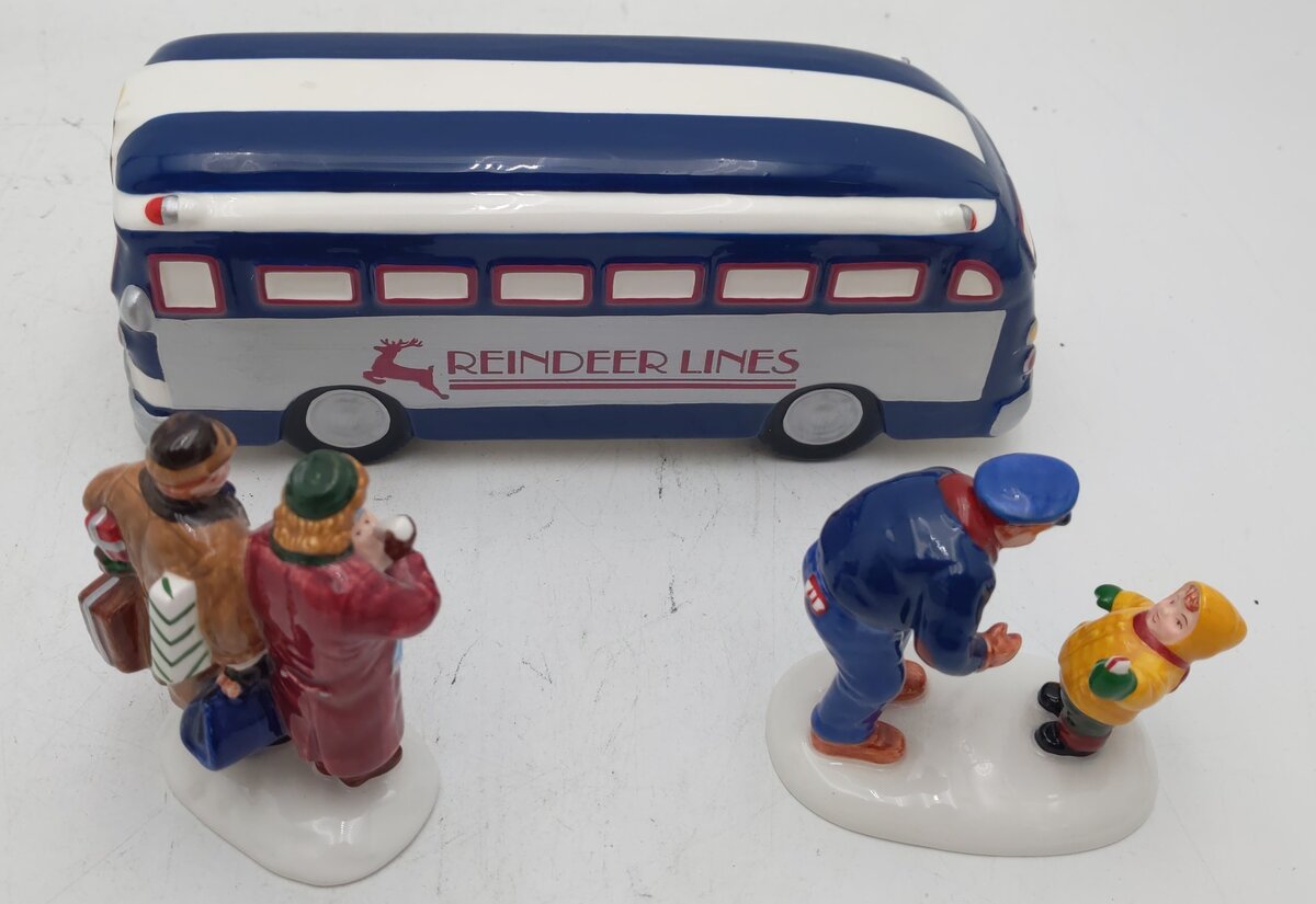 Dept 56 54875 Snow Village "A Ride On The Reindeer Lines" Ceramic Acc (Box of 3) EX/Box