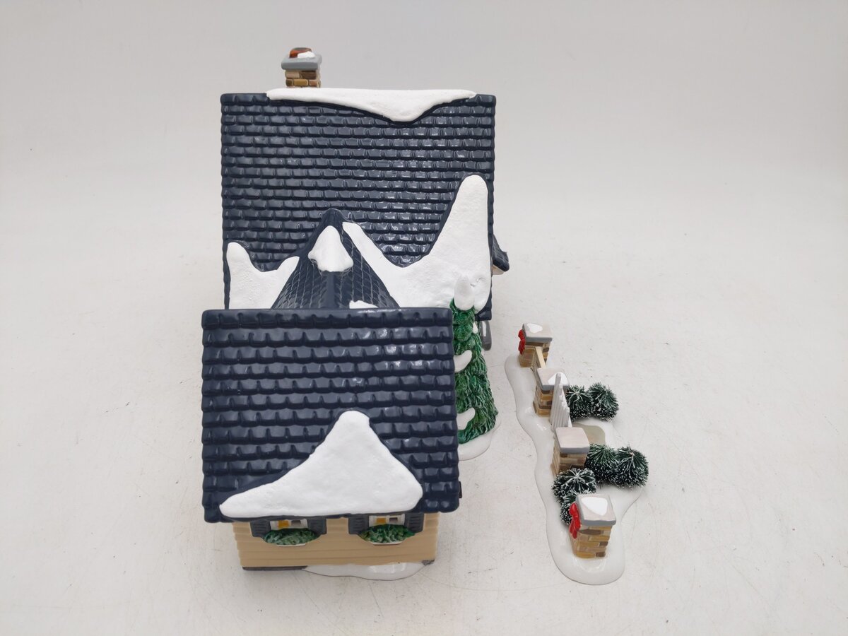 Dept 56 55302 Snow Village Harmony House EX/Box