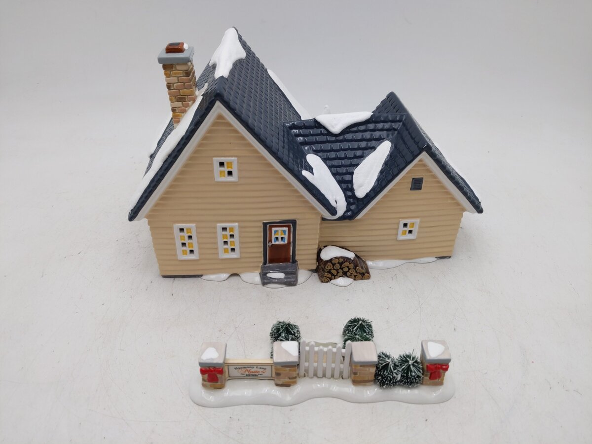 Dept 56 55302 Snow Village Harmony House EX/Box