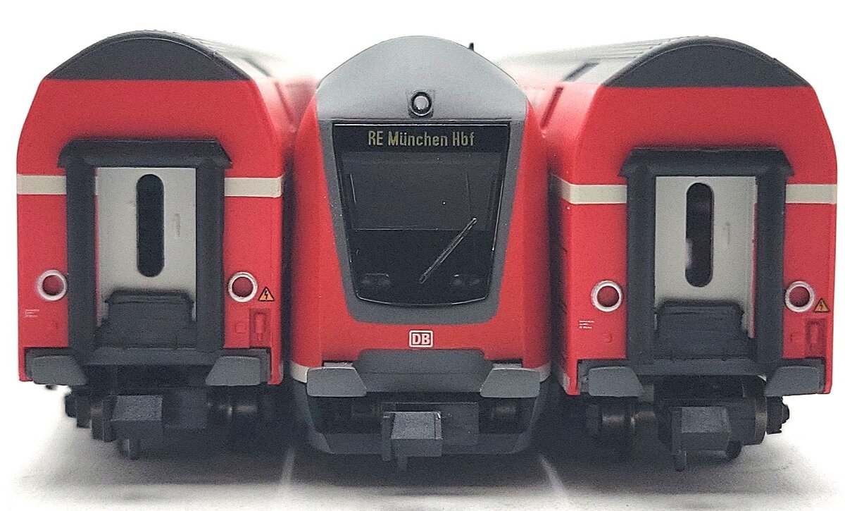 Trix 15864 N Scale DB Bi-Level Three Car Passenger Set [3] LN/Box