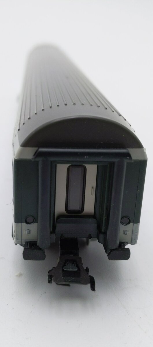 Marklin 4236 HO Scale SBB CFF FFS 2nd Class Passenger Car LN/Box